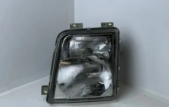 Volkswagen II LT Headlight/headlamp