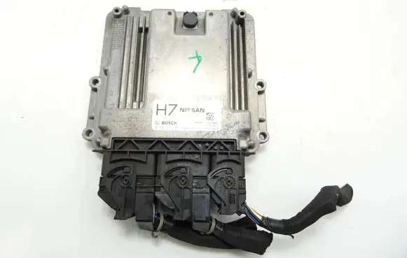 Nissan Qashqai Engine control unit/module ECU 0281019035 23710BB58E 1039S54828