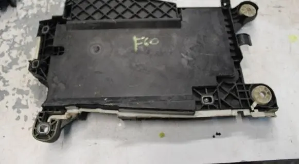 Mini Cooper Countryman F60 Battery box tray 