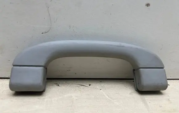 BMW 5 E60 E61 Rear interior roof grab handle 7033659