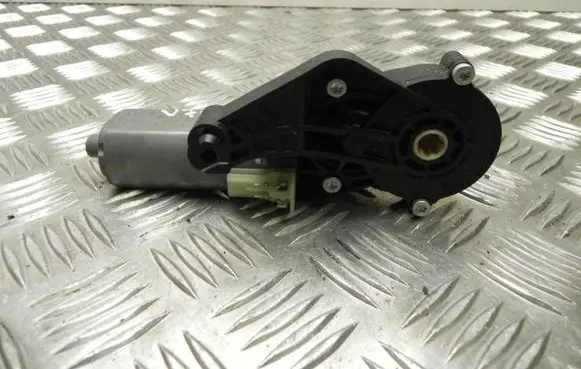 Jeep Grand Cherokee (WK) Seat adjustment motor 82059112 V703