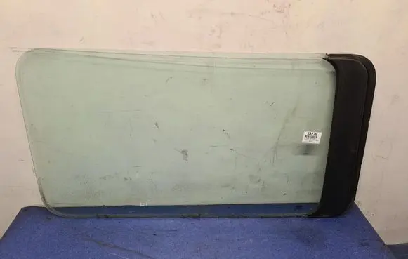 Fiat Ducato Rear side window