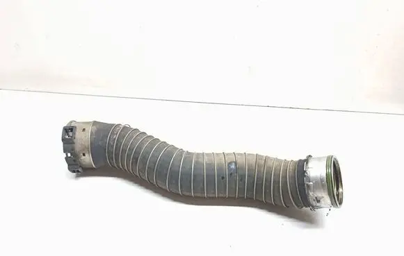 BMW 3 E90 E91 Intercooler hose/pipe 