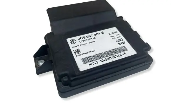 Volkswagen PASSAT B6 Hand brake control module 3C8907801E