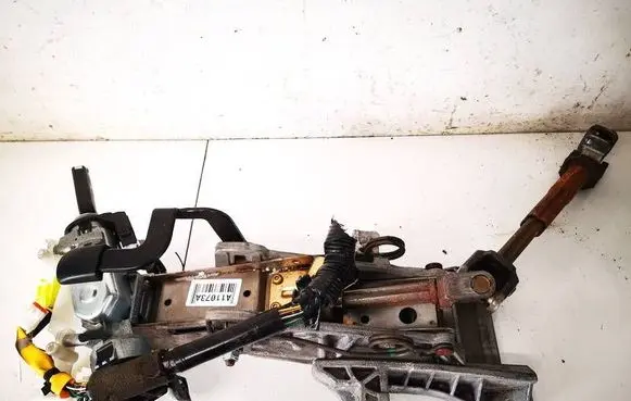 Mazda 3 I Steering wheel axle 4N613C529DE