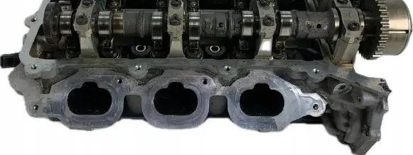 Dodge Challenger Engine head 05184445AO