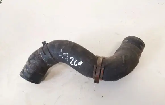 Toyota Avensis T250 Engine coolant pipe/hose