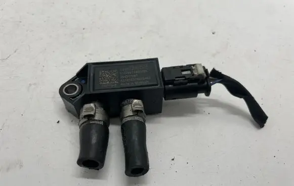 Opel Insignia B Exhaust gas pressure sensor 55500458