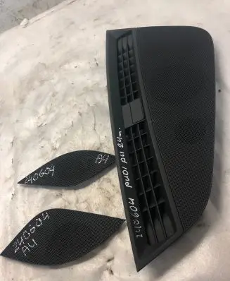 Audi A4 S4 B9 8W Dash center speaker trim cover 8w0819068
