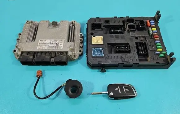 Peugeot Partner Engine control unit/module ECU 0281013872 IMPRK1536068