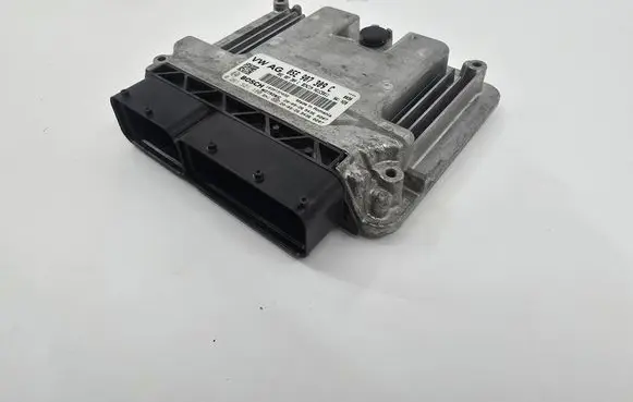 Audi Q3 F3 Engine control unit/module 05E907309C 0261S21180