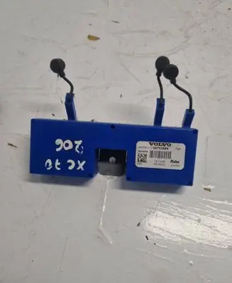 Volvo XC70 Aerial antenna amplifier 30752895 28036394