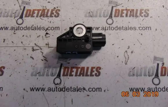 Honda CR-V Airbag deployment crash/impact sensor 77970SWAE113M4