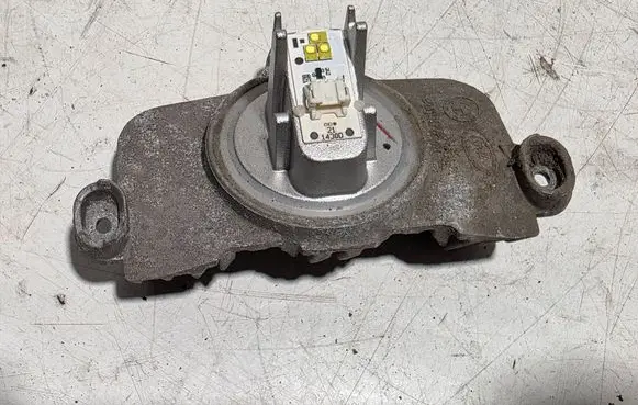 BMW 3 F30 F35 F31 LED ballast control module