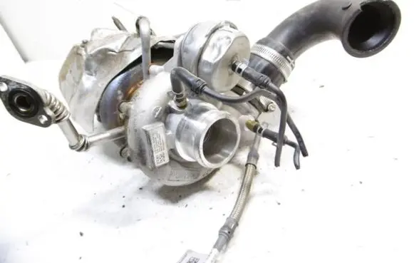 Ford Mustang I Turbo FR3E-9G438-CC