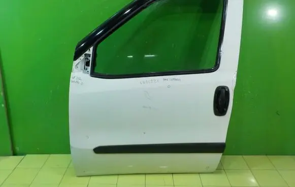 Opel Combo D Front door PRZOD LEWE