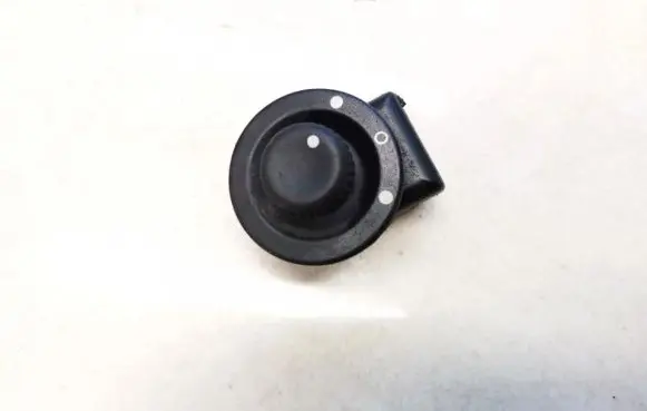 Renault Laguna II Wing mirror switch 8200002442a