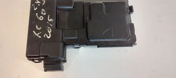Volvo XC60 Fuse box cover 30659096