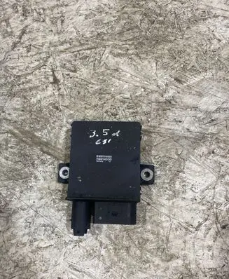 BMW 3 E90 E91 Glow plug pre-heat relay 75614330