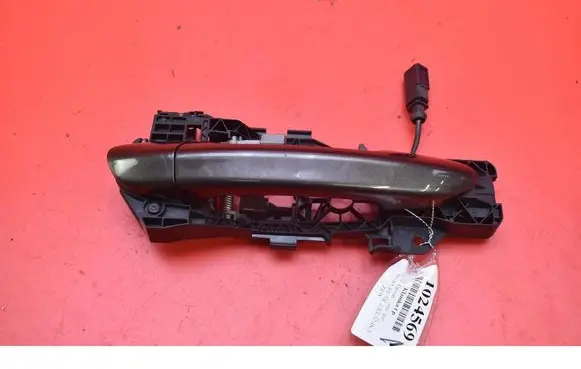 Rear door exterior handle