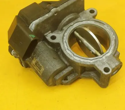 Audi A8 S8 D4 4H Throttle valve 057128063E