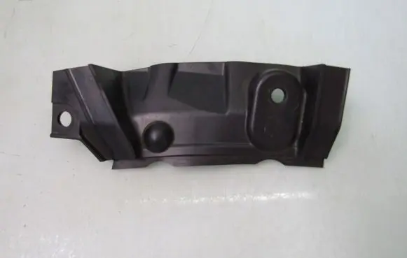 Honda Civic XI Intercooler air channel guide 