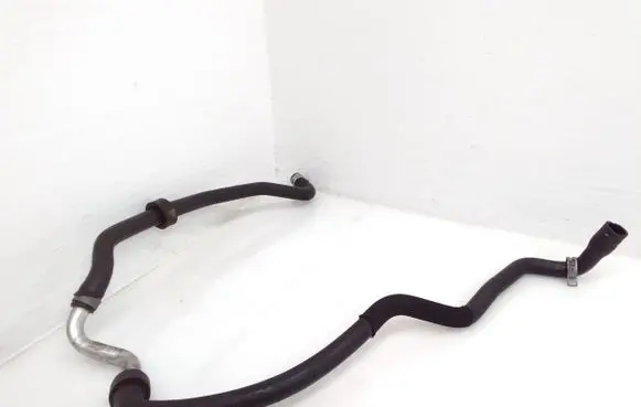 Mercedes-Benz ML W164 Engine coolant pipe/hose A1645062135
