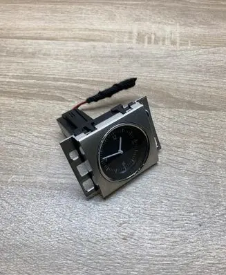 Volkswagen PASSAT B7 Clock 3AA919204A