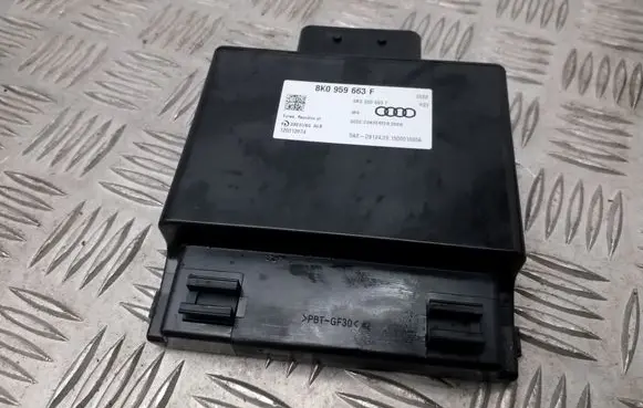 Audi A6 S6 C7 4G Voltage converter/converter module 8K0959663F