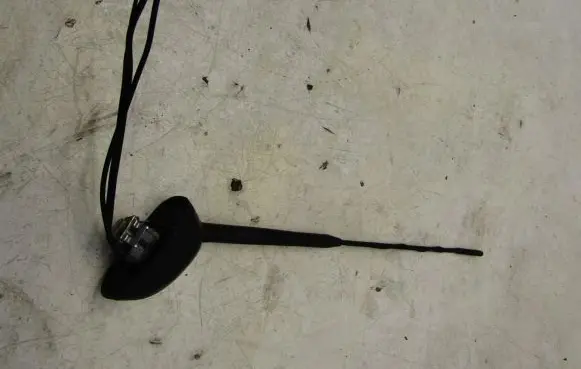 Suzuki SX4 S-Cross Radio antenna 