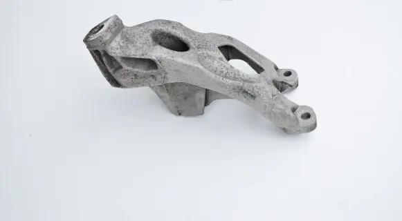 Audi A4 S4 B8 8K Engine mounting bracket 8K0199307