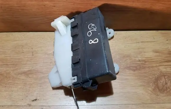 Nissan Almera Tino Fuse box set
