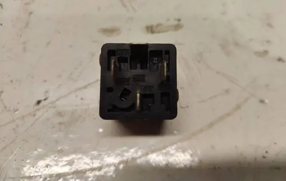 BMW X5 E53 Other relay 0332019456