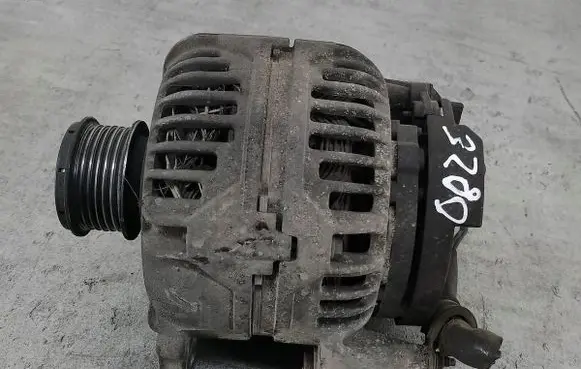 Volkswagen Golf IV Generator/alternator