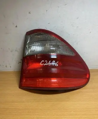 Mercedes-Benz E W210 Rear/tail lights A2108205464 C2676