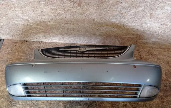 Chrysler Voyager Front bumper