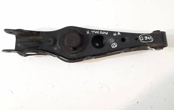 Hyundai Tucson TL Rear control arm 1234Q341