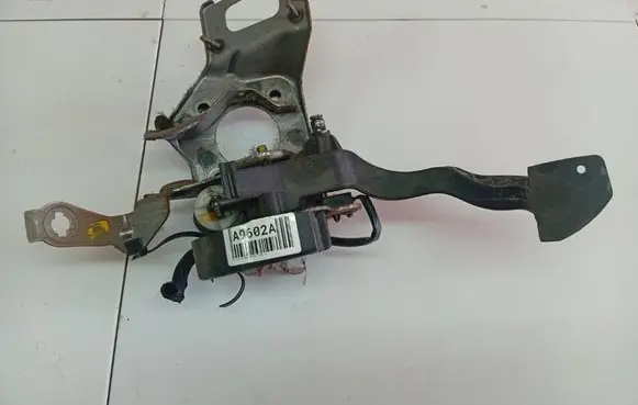 Citroen C4 I Picasso Brake pedal 5022B4408