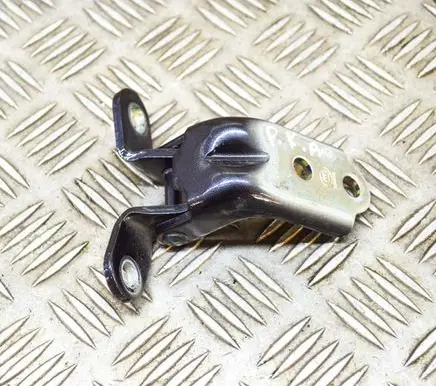 KIA Niro Front door upper hinge 