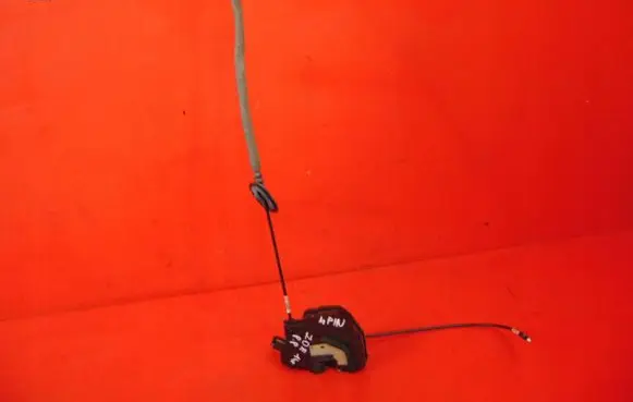Renault Zoe Front door lock 805021984R