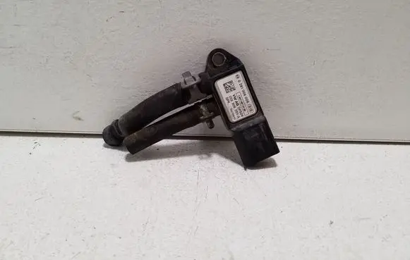 Porsche Cayenne (92A) Exhaust gas pressure sensor 0281006006 059906051A