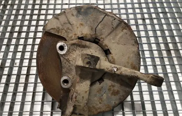 Volkswagen I LT Front wheel hub spindle knuckle