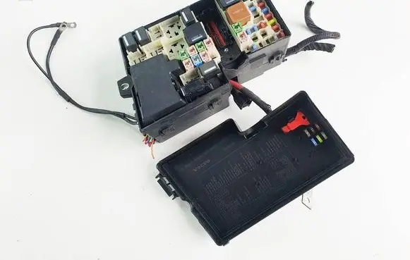 Fuse box set