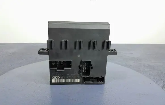 Audi A4 S4 B7 8E 8H Other control units/modules 8E0907279K