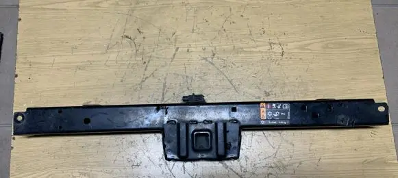 Opel Zafira C Radiator support slam panel 13354567 13504470