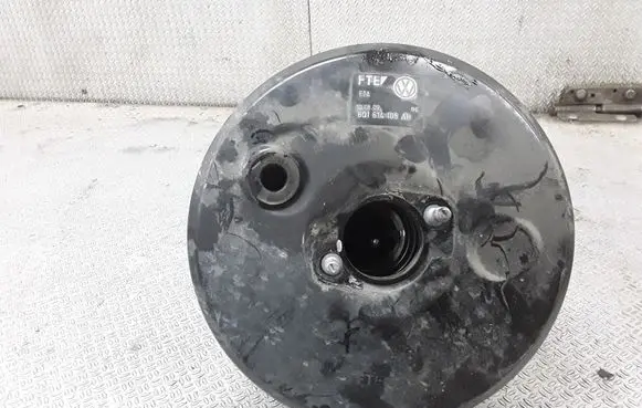 Skoda Fabia Mk2 (5J) Brake booster 6Q1614105AH