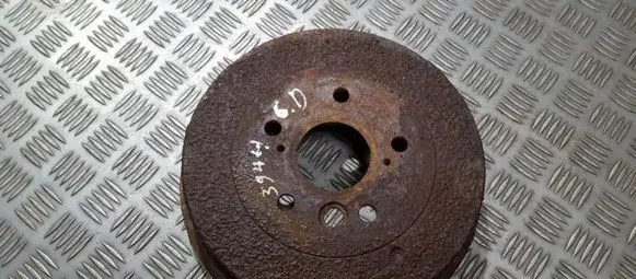 Toyota Picnic Drum brake (rear) 