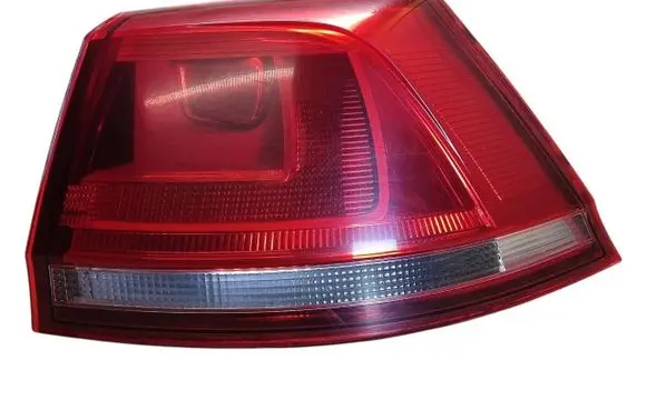 Volkswagen Golf VII Rear/tail lights 5G9945096C L90055977