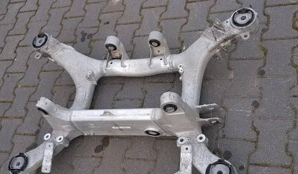 BMW 7 G11 G12 Rear beam 6861096