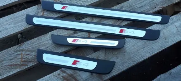 Audi A4 S4 B8 8K sill trim set (inner) 
